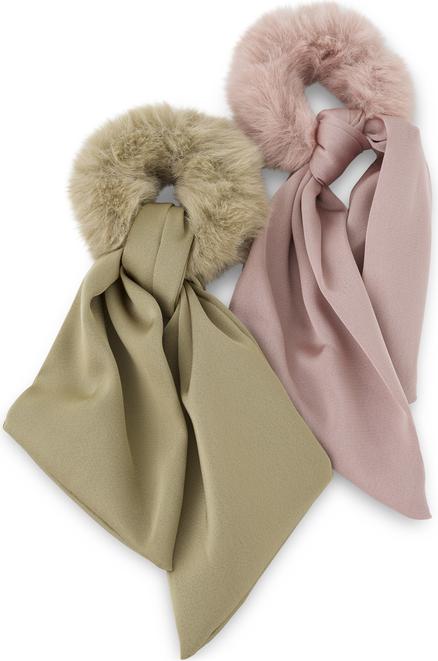 Produktbild Trisa Hair - Fake Fur Scrunchie, rose beige (Haargummi)