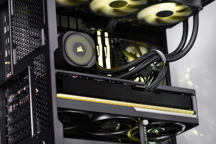 Immagine prodotto Actina 5901443413851 (AMD Ryzen 7 7800X3D, 32 GB, 250 GB, GeForce RTX 5080)
