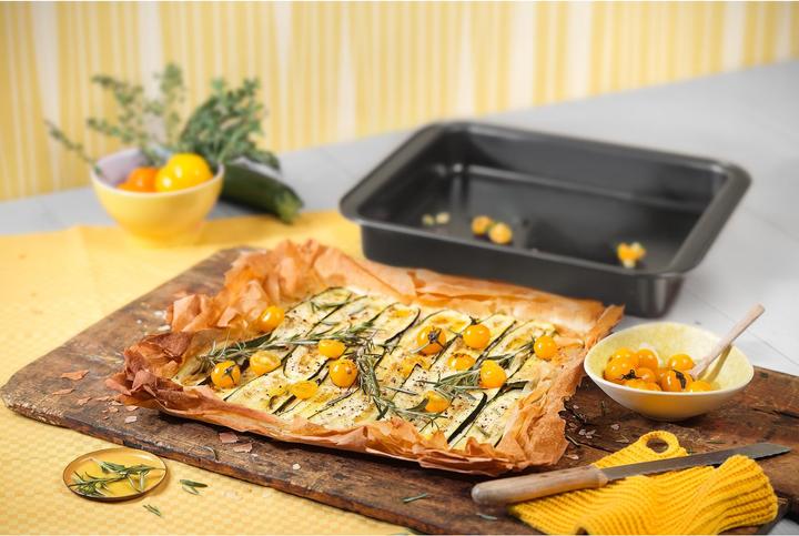 Actual product image Kaiser Emperor Delicious