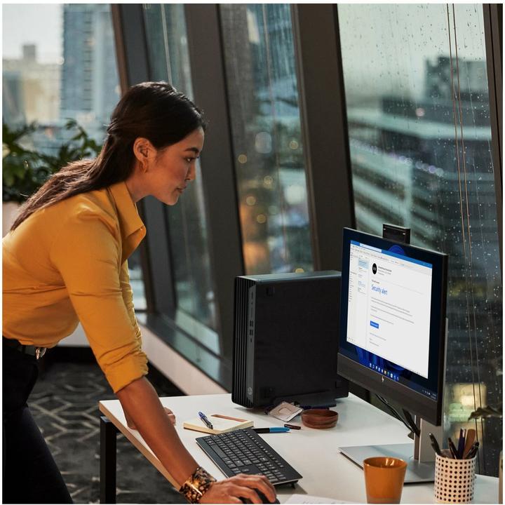 Immagine prodotto HP Elite 800 G9 (Intel Core i7-14700, 32 GB, 512 GB, UHD Graphics 770)