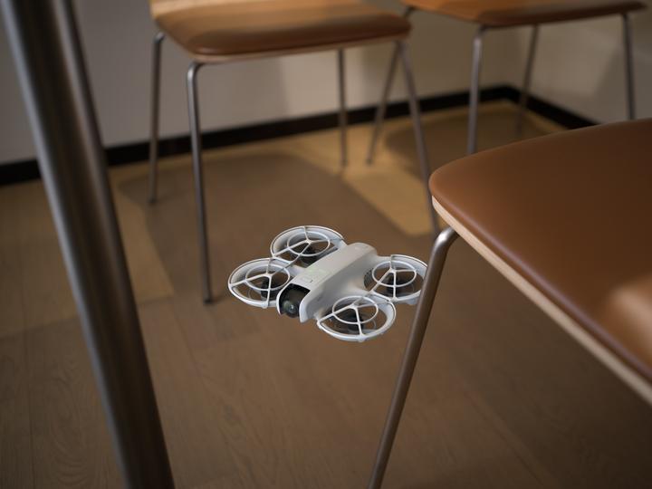 Image du produit DJI Neo (18 min, 135 g, 12 Mpx)