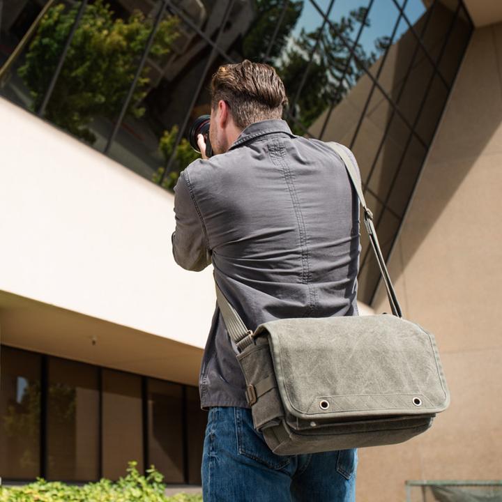 Actual product image Think Tank Retrospec 5 V2.0 (Camera shoulder bag, 11.78 l)