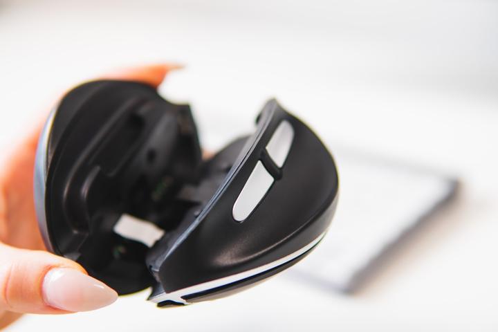 Actual product image Bakker Elkhuizen Oyster (Wireless)