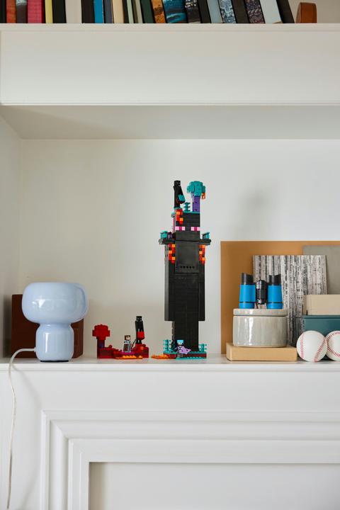 Produktbild LEGO Der Enderman-Turm (21279, LEGO Minecraft)