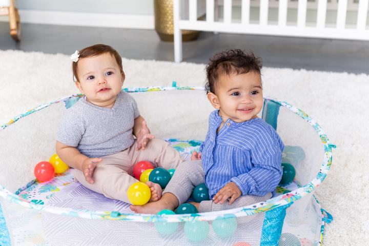 Actual product image Infantino 3-in-1 jumbo play mat & bath