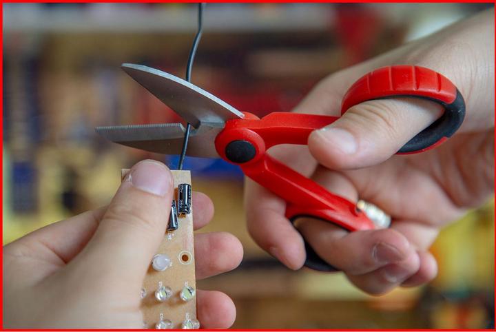 Immagine prodotto KS Tools Cesoie da officina universali (14.30 cm)