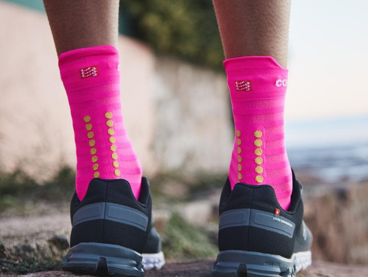 Actual product image Compressport Pro Racing Socks v4.0 Ultralight Run High (39 - 41)
