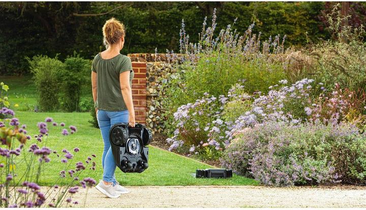 Actual product image Bosch Home & Garden Indego XS 300 (300 m²)