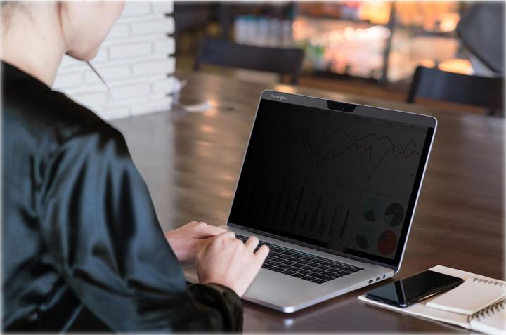 Actual product image Kensington Magnetic privacy filter 13" MacBook Air & Pro (13", 16 : 10)