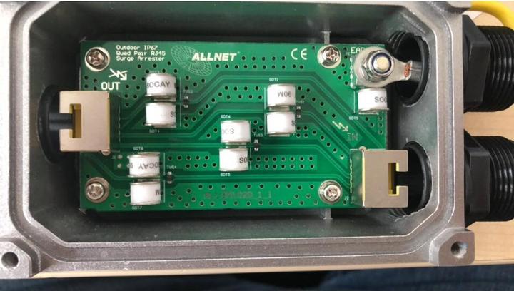Produktbild Allnet tp cat 6 Überspannungs-/blitzschutz surge protector all95102o outdoor ip66