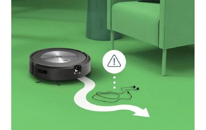 Image du produit iRobot Roomba j7 (Robot vacuum)