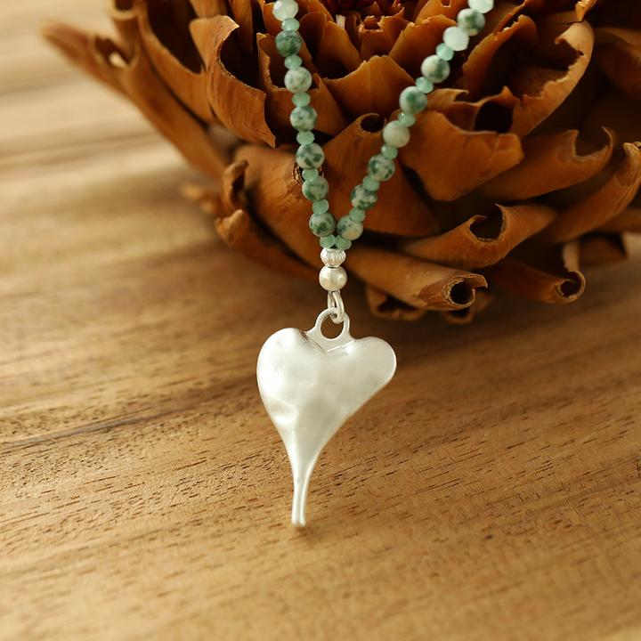 Andreani Halskette mit kleinem Herzanhänger aus echter natürlicher Jade (Ohne)