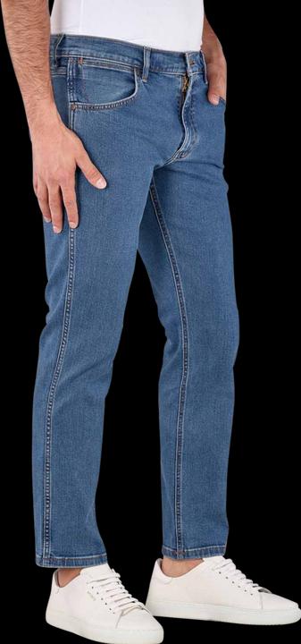 Actual product image Wrangler 10019500 (W32/L30)