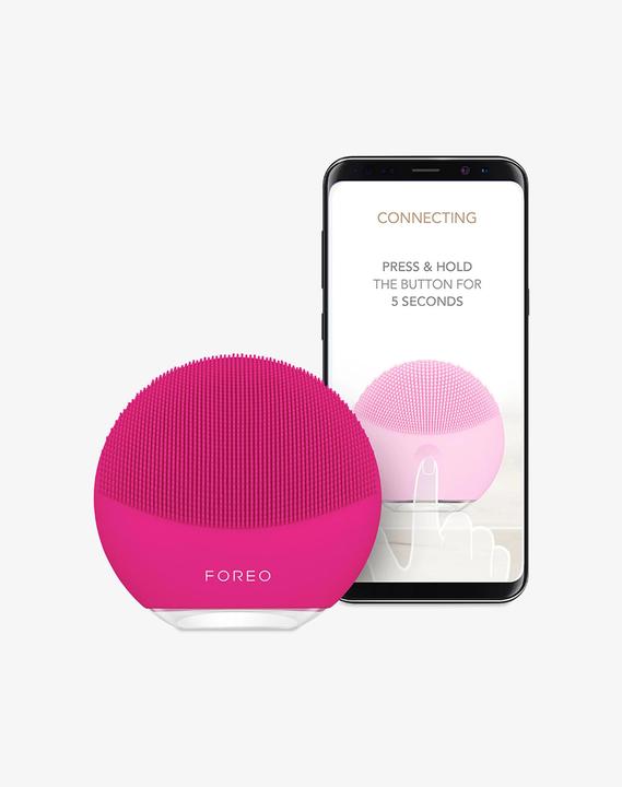 Actual product image Foreo Facial Cleanser Luna Mini 3 Fuchsia