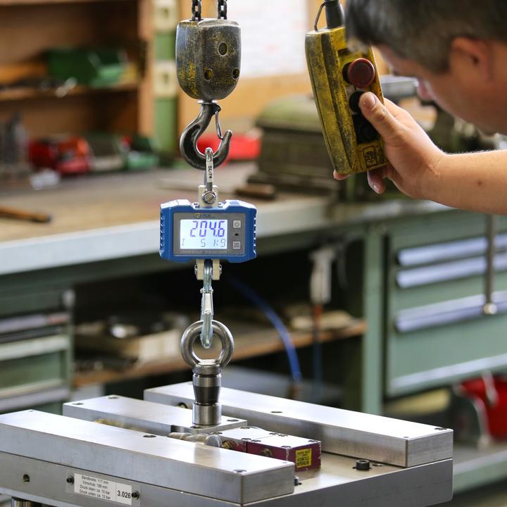 Image du produit PCE Instruments - bereik 1000 kg - tarrafunctie - LCD scherm - PCE-CS 1000N