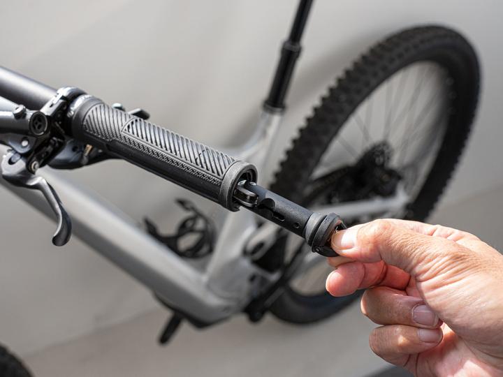 Produktbild Topeak Plug'n Tool Mountain für MTB Lenkerenden