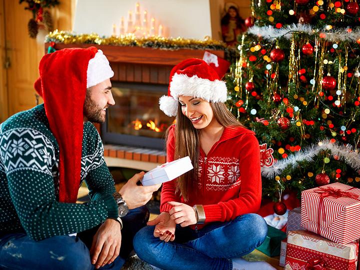 Produktbild Smartbox Luxus-Weihnachten in der Schweiz: 1 Nacht in einem 4* und 5* Hotel mit Gourmet-Dinner (2 Pers.)