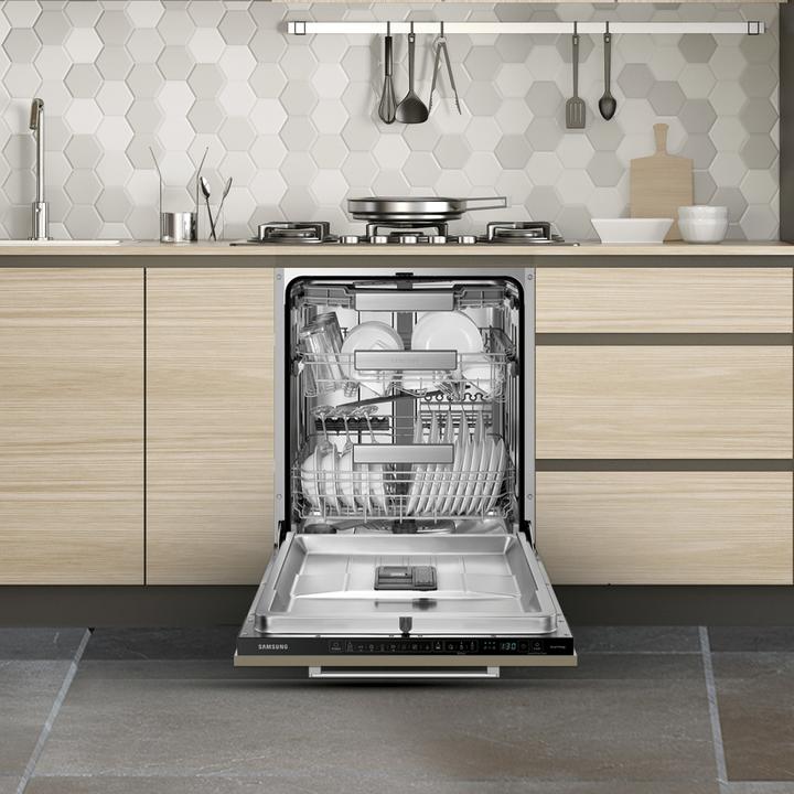 Immagine prodotto Samsung DW60A8070BB Lavastoviglie da incasso a scomparsa totale Serie 8500 14 coperti B Terzo cesto