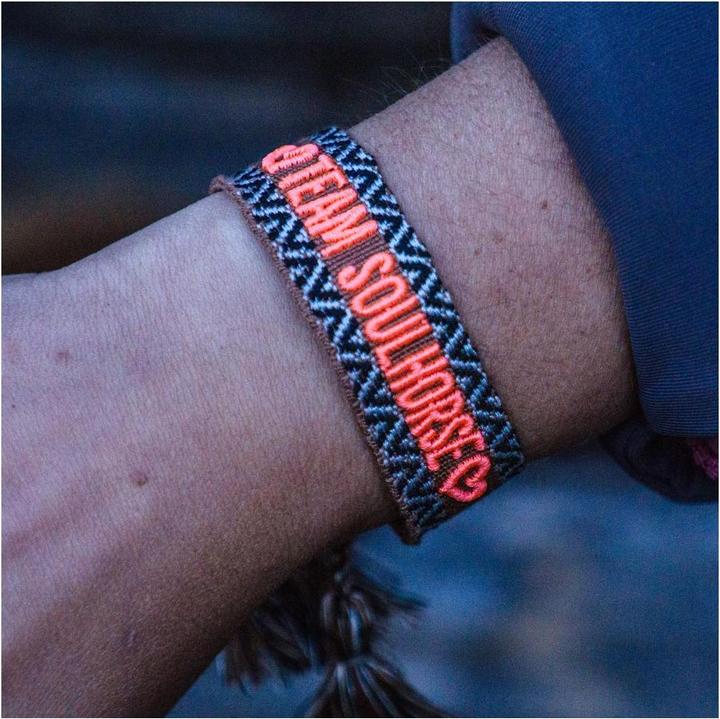 Actual product image Soulhorse Stoffarmband Team (24 cm)