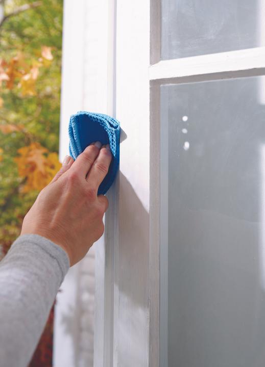 Produktbild tesa 2x tesamoll CLASSIC P-Profil Fensterdichtung, Gummidichtung zum Isolieren, Zweierpack