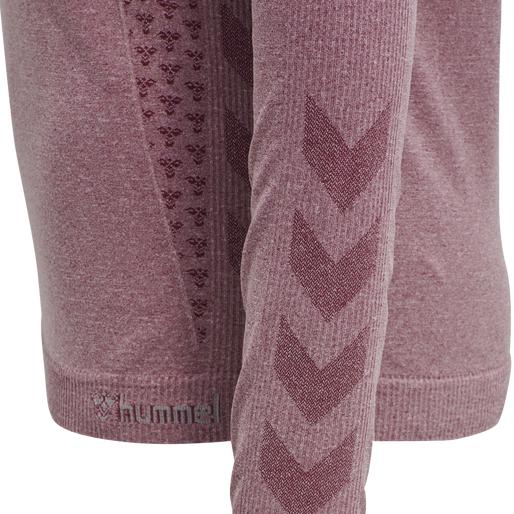 Actual product image hummel Ci Seamless T-Shirt L/S (XS)