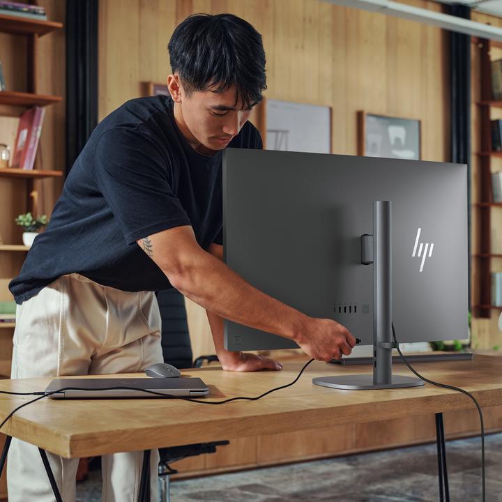 Immagine prodotto HP 32-c0010nl (Intel Core Ultra 7 155H, 32 GB, 1000 GB, GeForce RTX 4050)