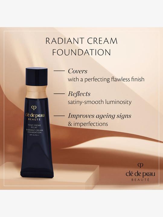 Actual product image Clé De Peau Radiant Cream Foundation O20 (O20 - Light Medium Ocher)