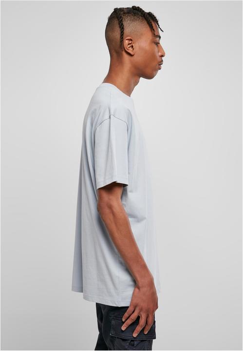 Actual product image Urban Classics Organic Basic Tee - 5306 (5XL)