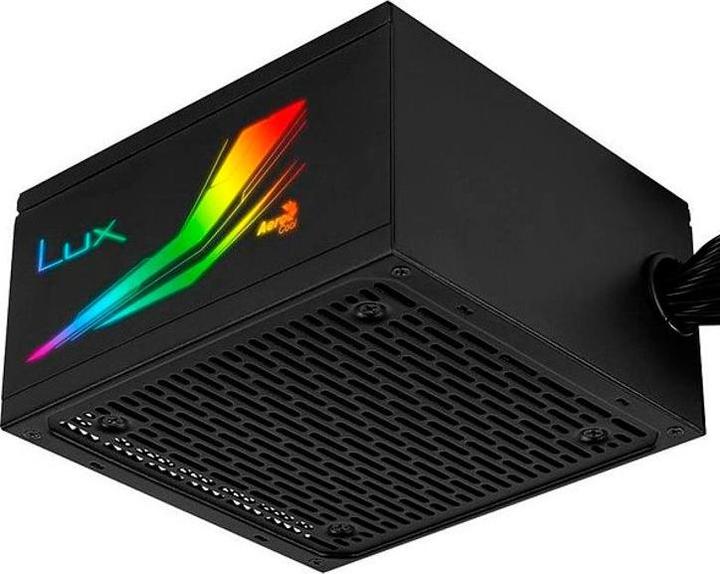 Image du produit AeroCool Lux RGB 550M unité d'alimentation 550 W Noir (550 W)