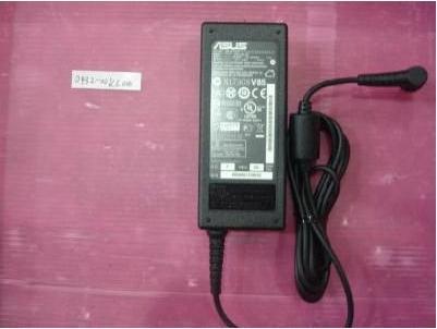 Image du produit ASUS Adaptateur secteur courant alternatif 100-240 V (65 W)