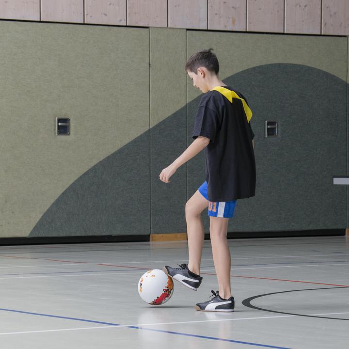 Produktbild Betzold Sport Schulhof-Fussball (5)