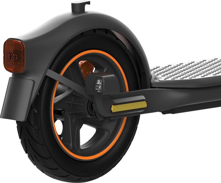 Actual product image Segway-Ninebot KickScooter F40I (25 km/h, 40 km, 350 W)