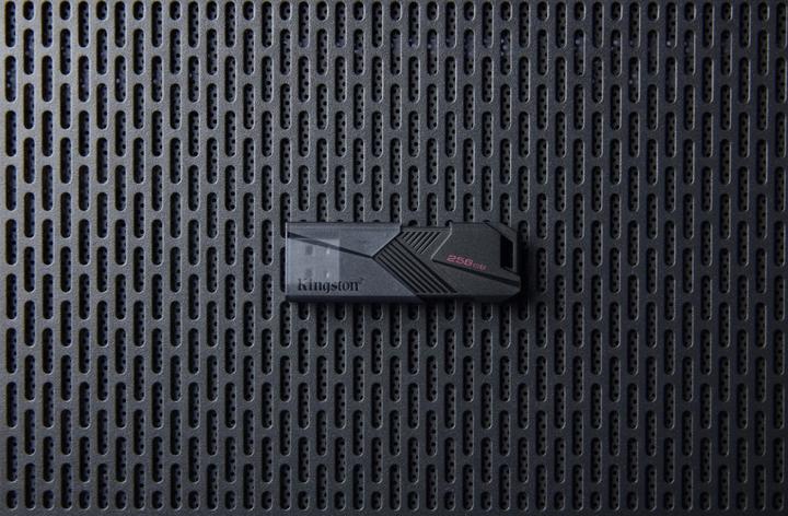 Produktbild Kingston DataTraveler Exodia Onyx (64 GB, USB-A)