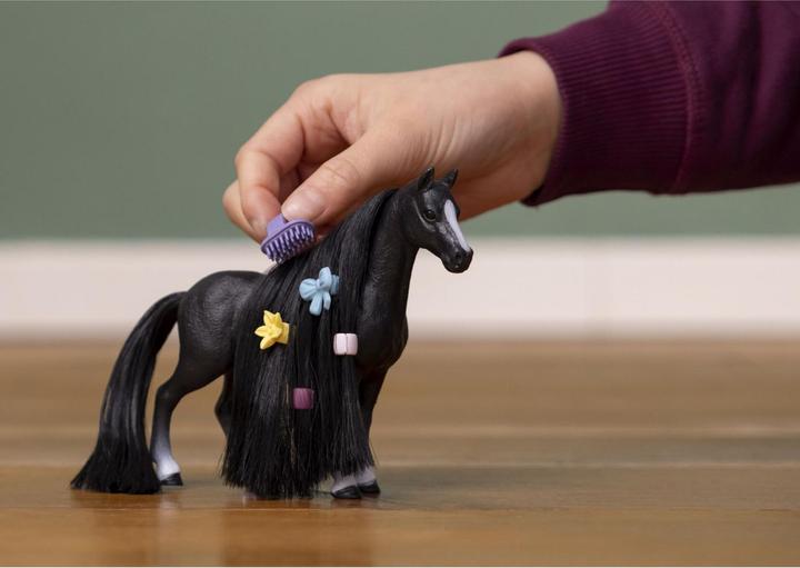 Actual product image Schleich Beauty Horse Quarter Horse Mare