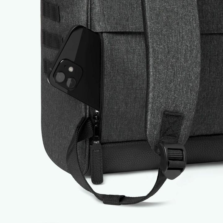 Actual product image Cabaia Rucksack / Backpack Adventurer Recycled Oxford Large (26 l)