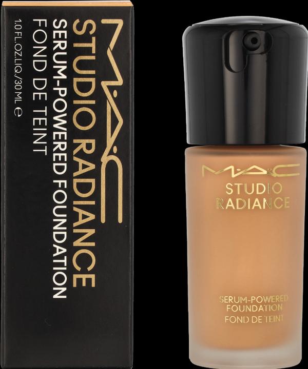 Actual product image MAC Cosmetics M.A.C. Studio Rad Serum Pow Fond de Teint NC18 (No. NC18)