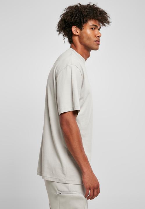 Actual product image Urban Classics Tall Tee - 3972 (6XL)