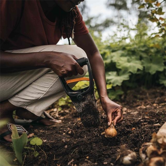Actual product image Fiskars Flower bulb planter