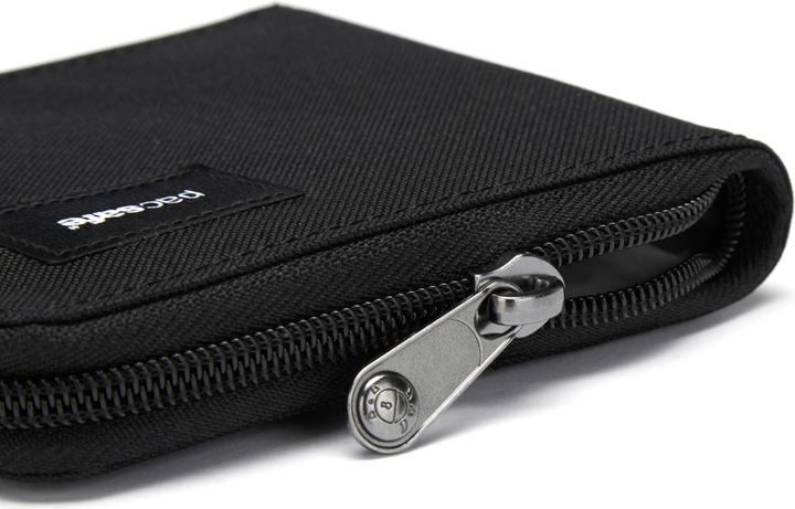 Actual product image Pacsafe RFIDsafe Zip Around Wallet schwarz