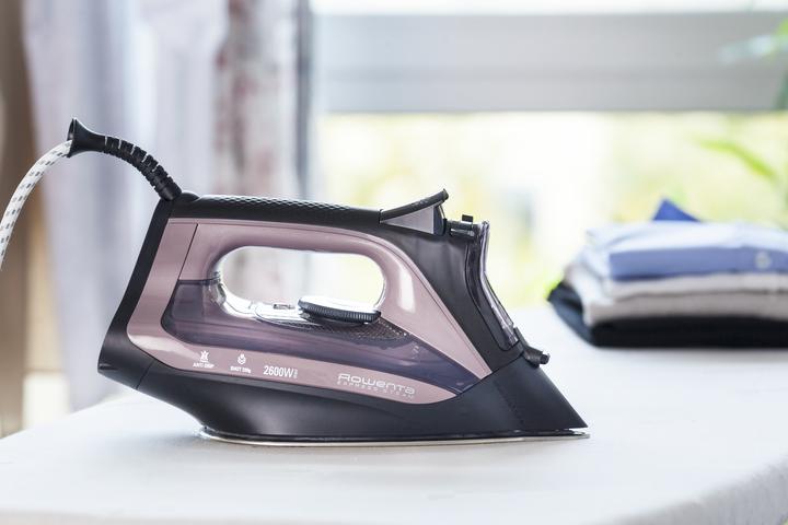 Actual product image Rowenta Express Steam DW4345 (2600 W, 200 g/min)