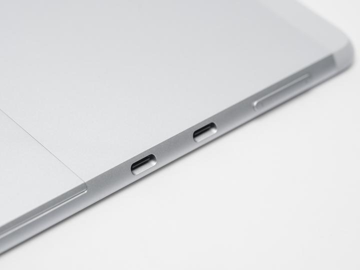 Produktbild Microsoft Surface Pro X (13", Microsoft SQ1, 8 GB, 128 GB, DE)