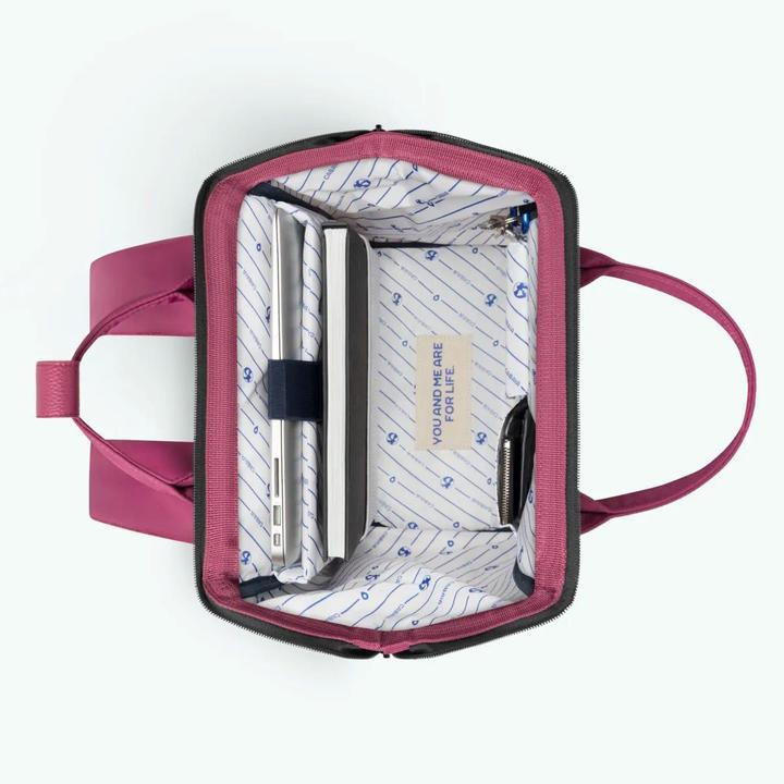 Actual product image Cabaia Bridgetown Medium Size