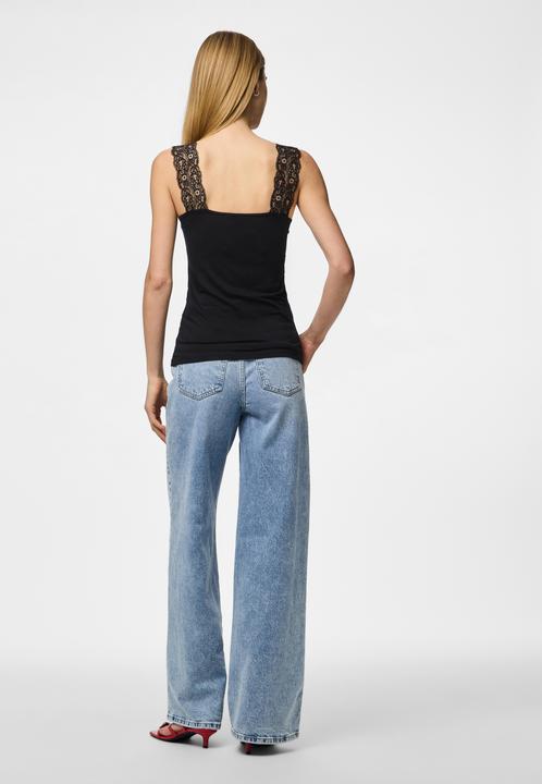 Actual product image Pieces Pcbarbera Lace Top Noos Bc (XS)