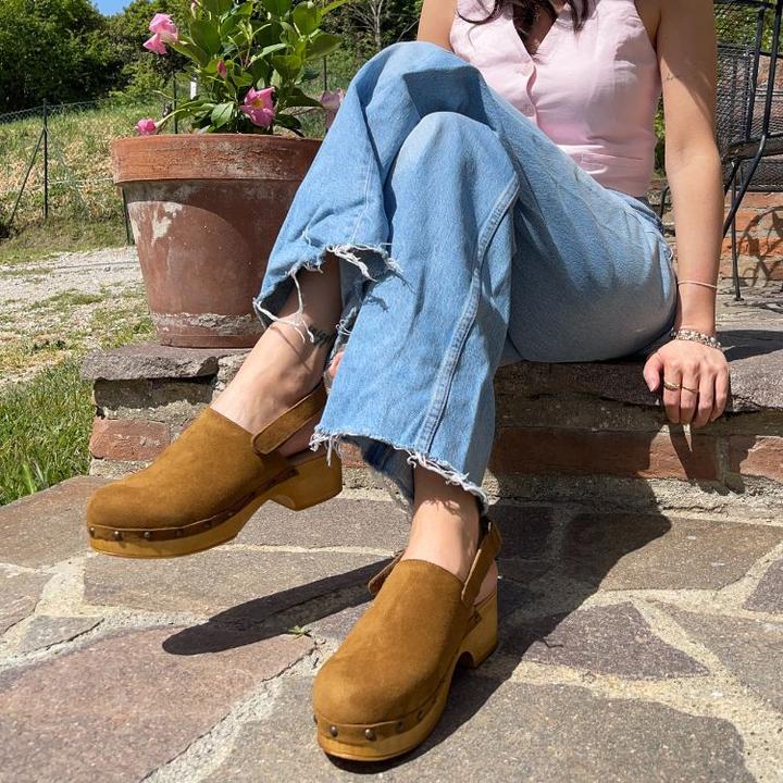 Actual product image Kmb Clogs Wilka Camel (37)