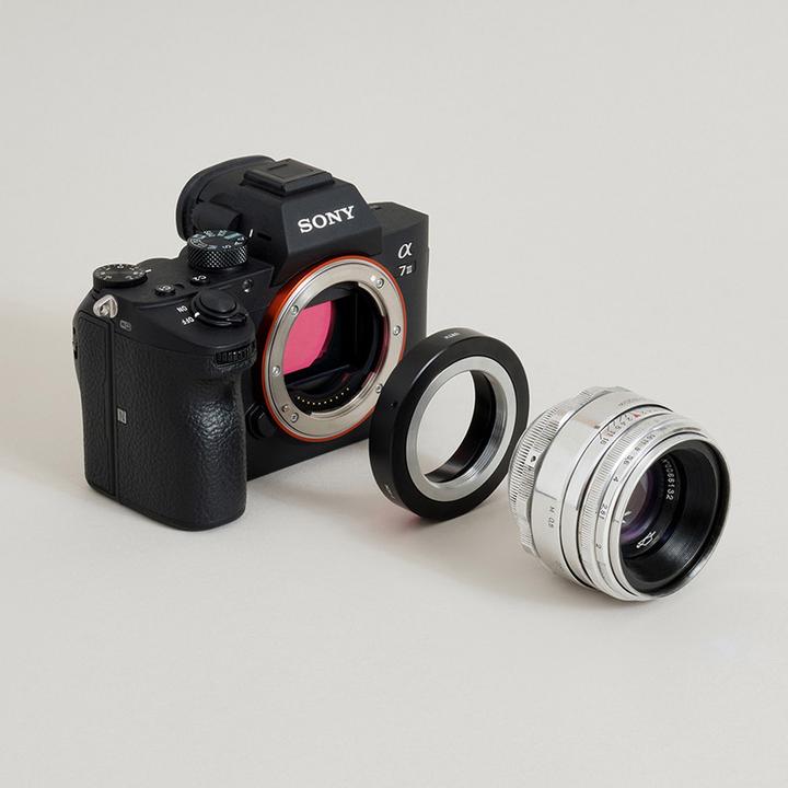 Actual product image Urth Lens Mount Adapter: Compatible with M39 Lens to Sony E Camera Body