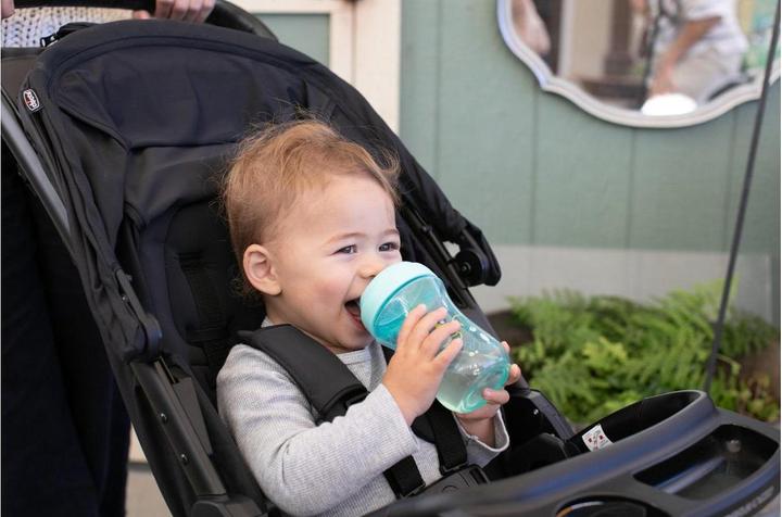 Actual product image Chicco ADVANCED Cup Blue 12m+