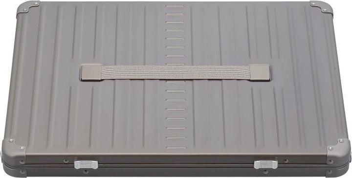 Actual product image Aleon Aluminium Laptop Sleeve 17" (18.30")