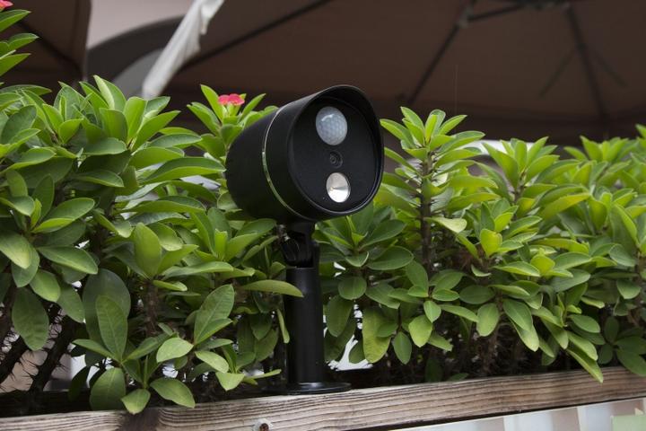 Image du produit Technaxx Caméra de surveillance HD pour l'extérieur avec lampe LED TX 106 (1280 x 720 pixels)