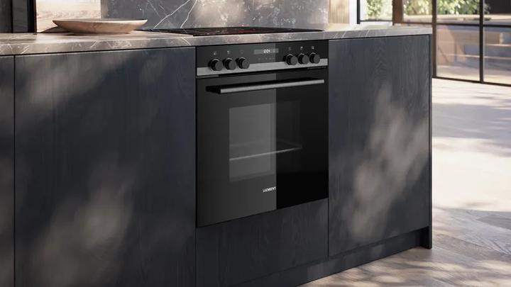 Actual product image Siemens Built-in cooker set, EI645CFB6E + HE517BBS4, built-in cooker, induction hob, EQ522IB01