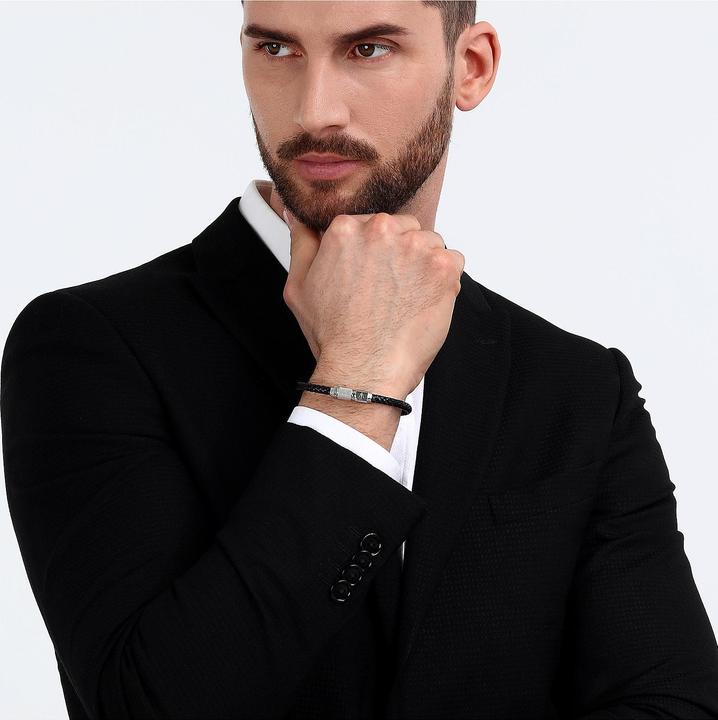 Image du produit Maserati Bracelet en cuir (22 cm, Acier inoxydable, Cuir, Recyclé)